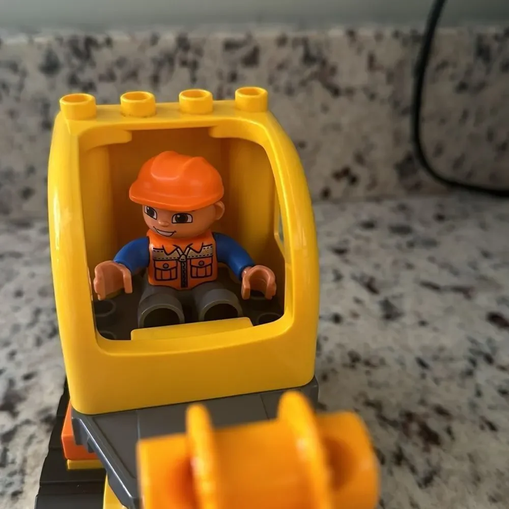 Lego Duplo Truck & Tracked Excavator